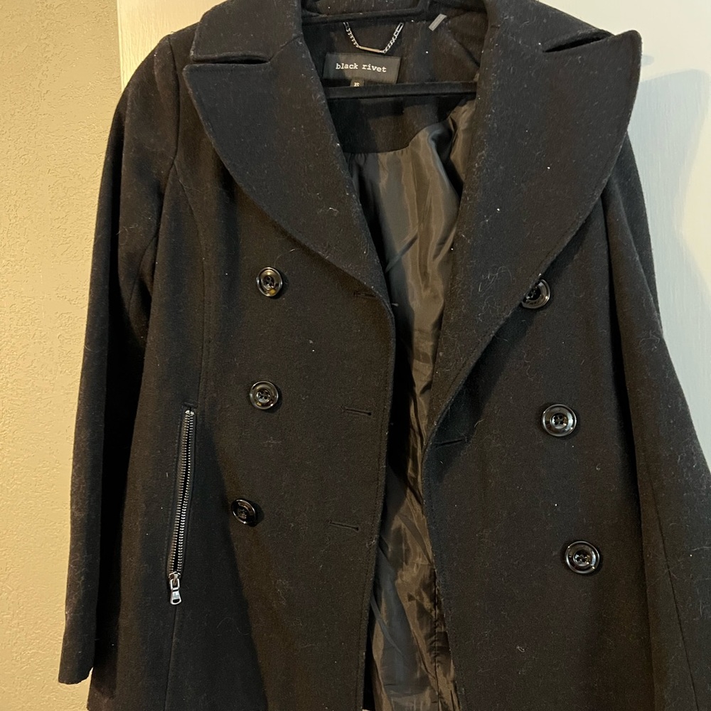 Black rivet wool pea coat